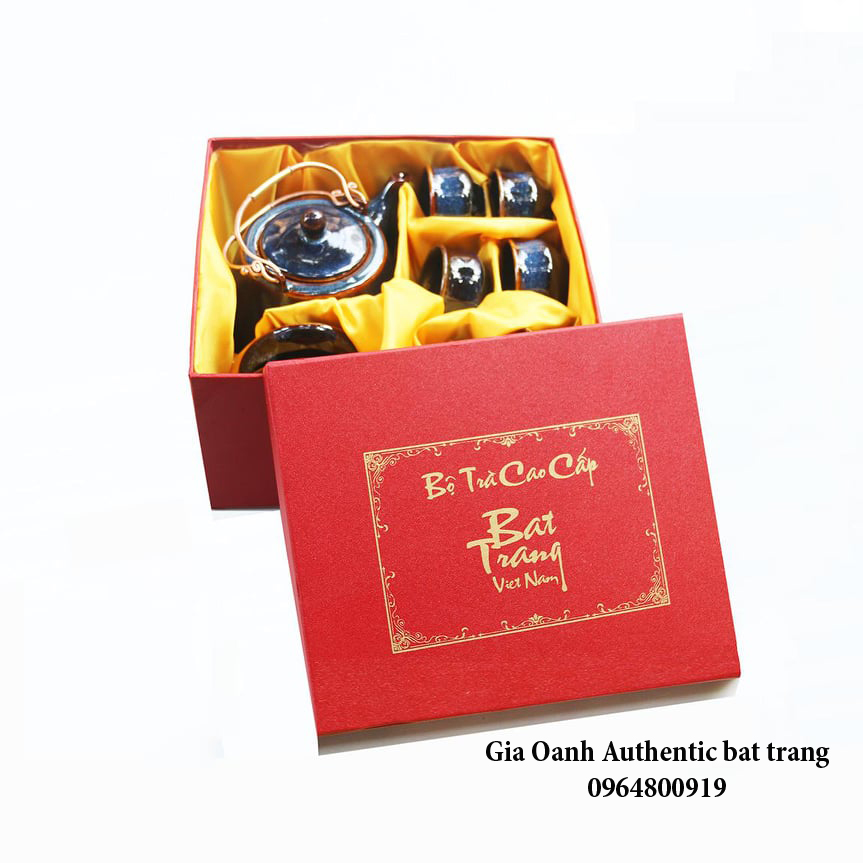 Sản phẩm gốm sứ đẳng cấp sản xuất tại xưởng gia oanh auhentic bat trang