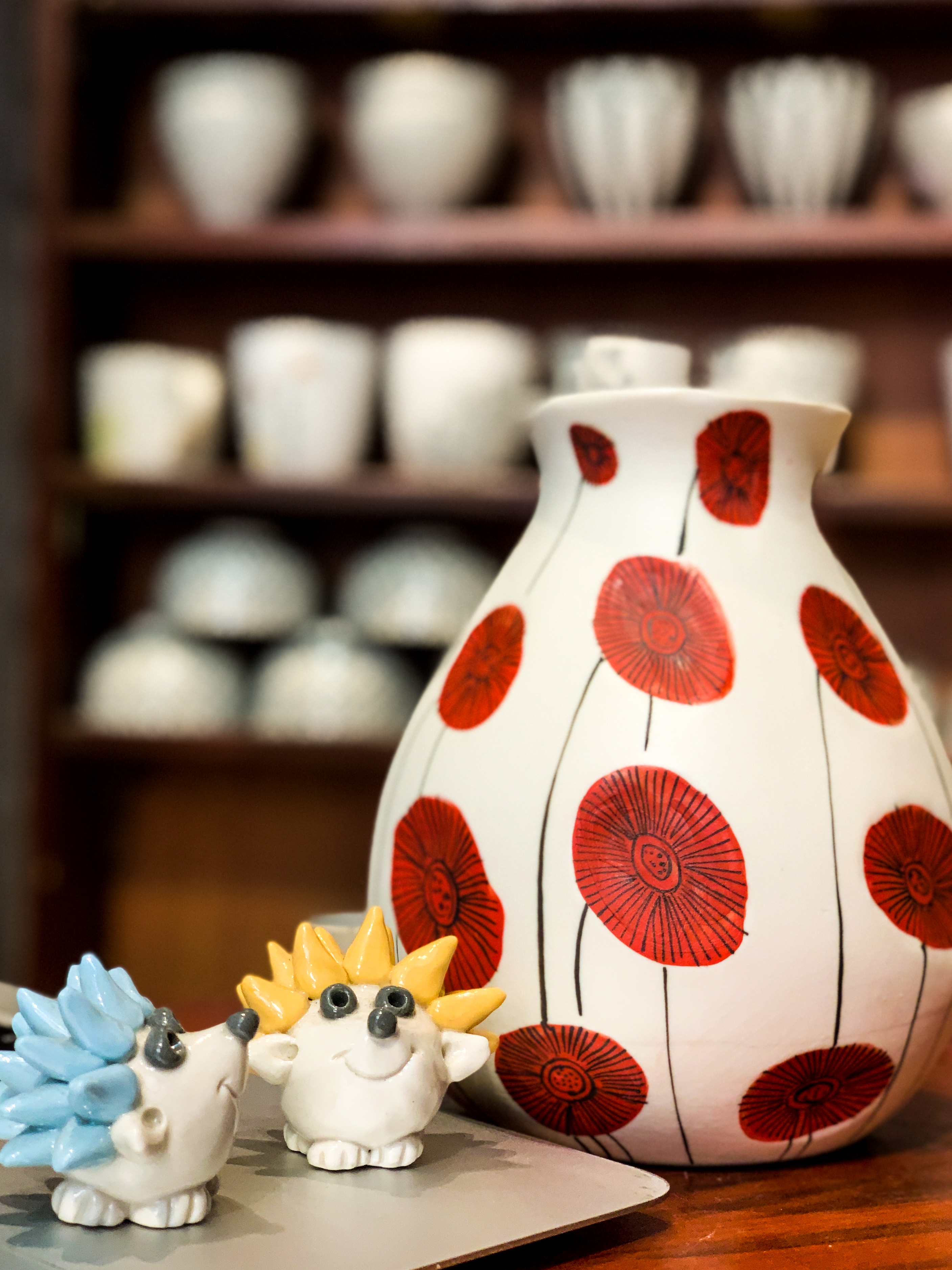 Bat trang ceramics hand made vase/ lọ hoa vẽ tay độc đáo- bình giỏ cua