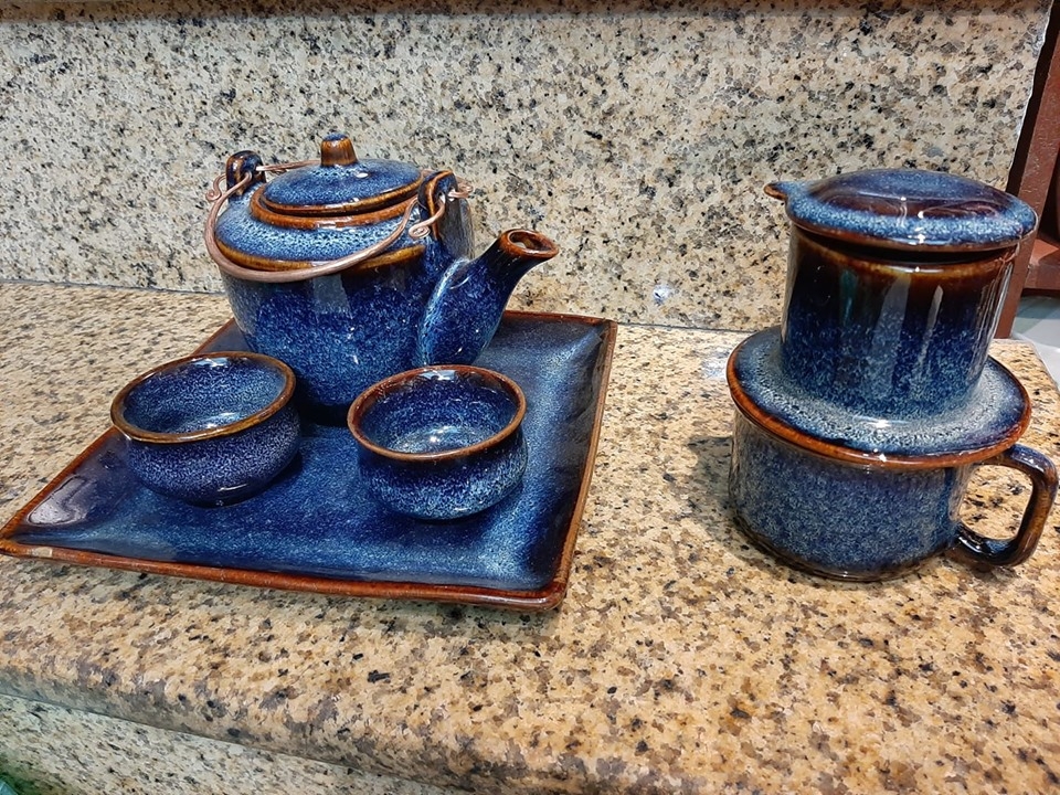 Ceramics shopping in hanoi