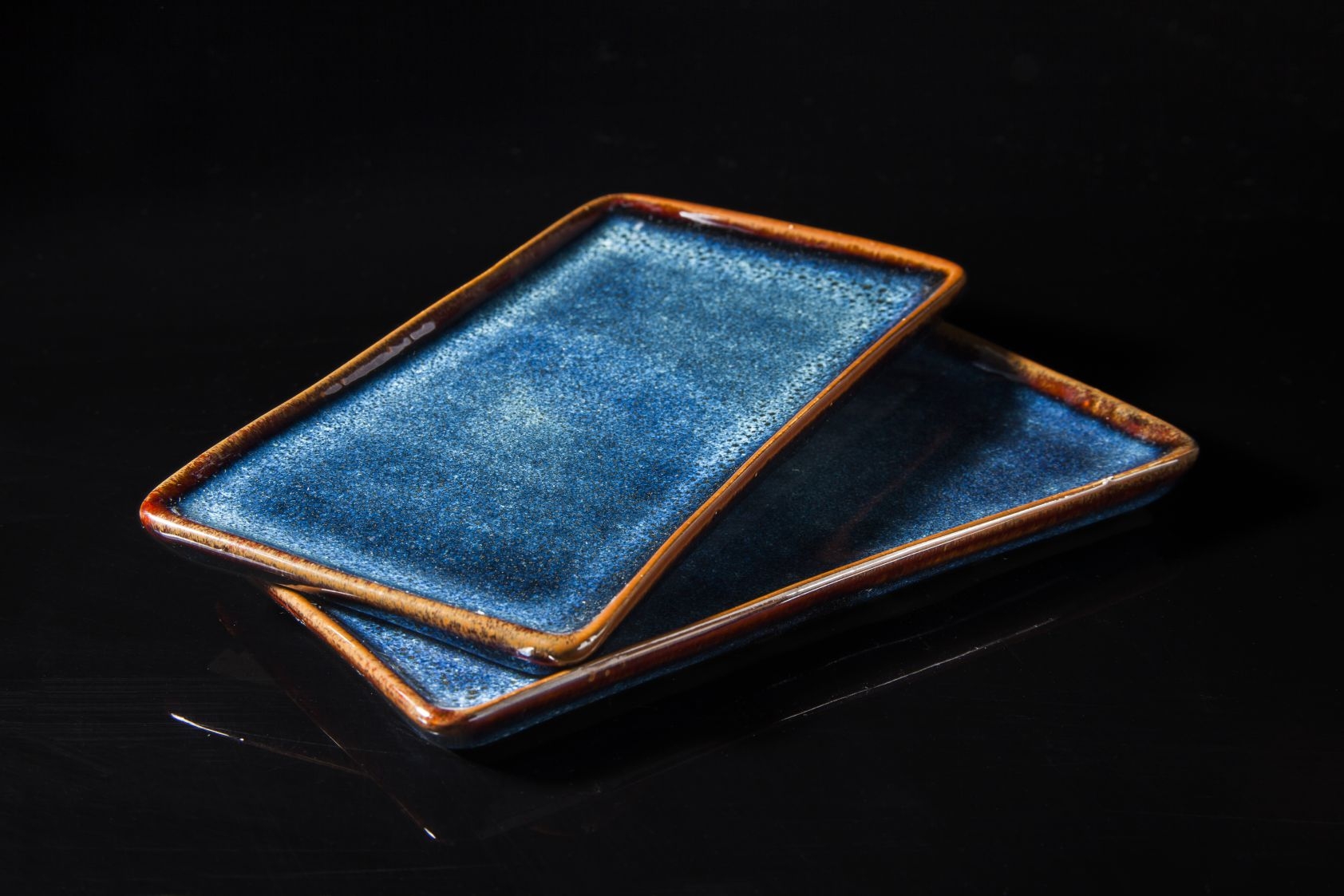 Blue glaze rectangle tray