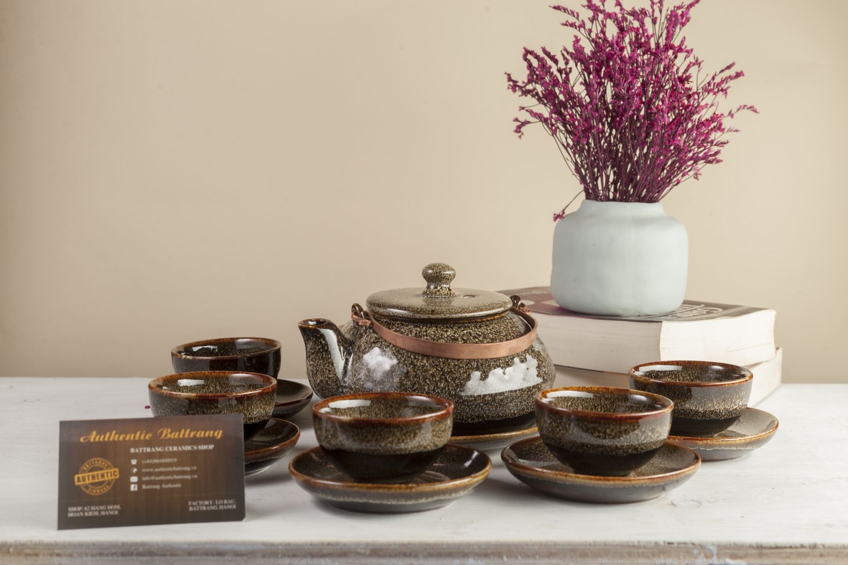 Ceramic teapot set