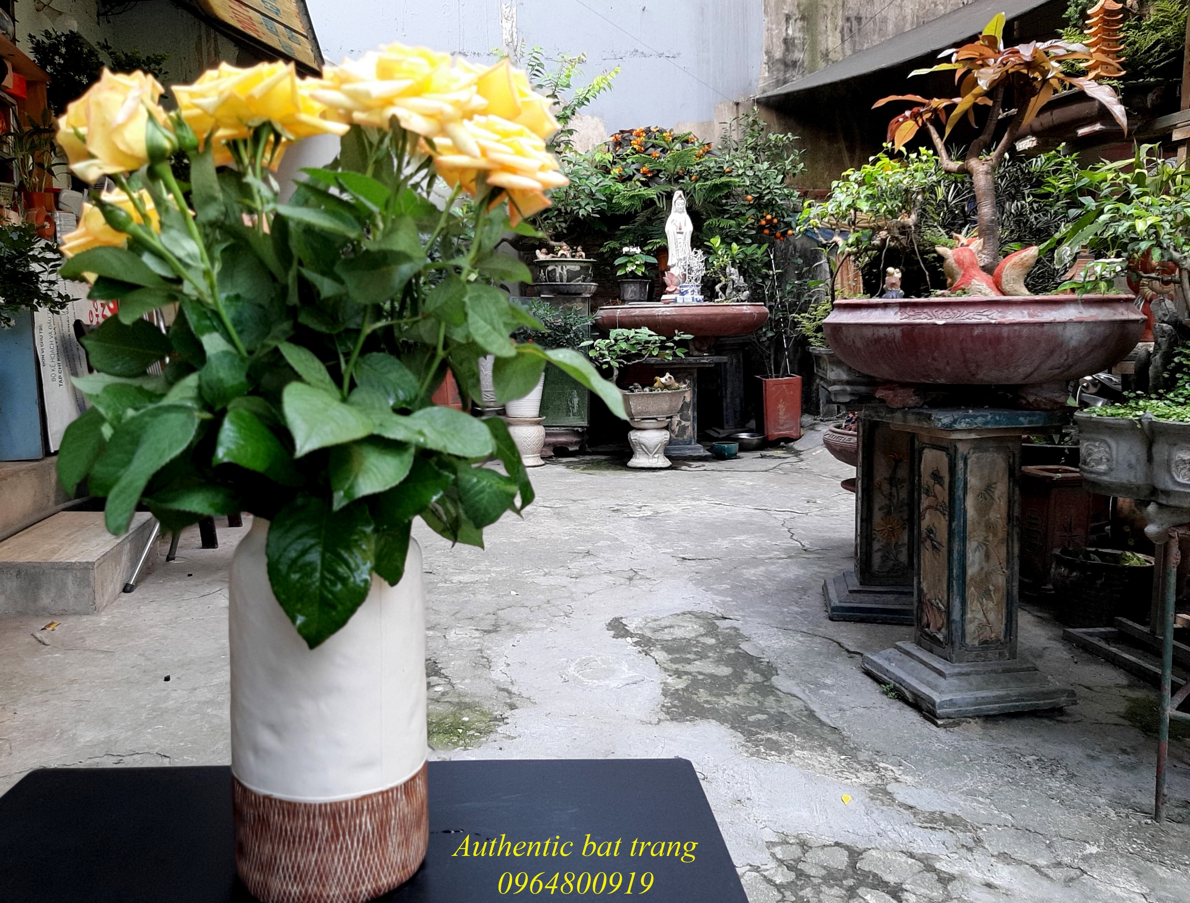Ceramics vase/ bình cắm hoa xuất âu sản phẩm trang trí nhà cửa đẹp, sang trọng sản xuất tại bát tràng, việt nam