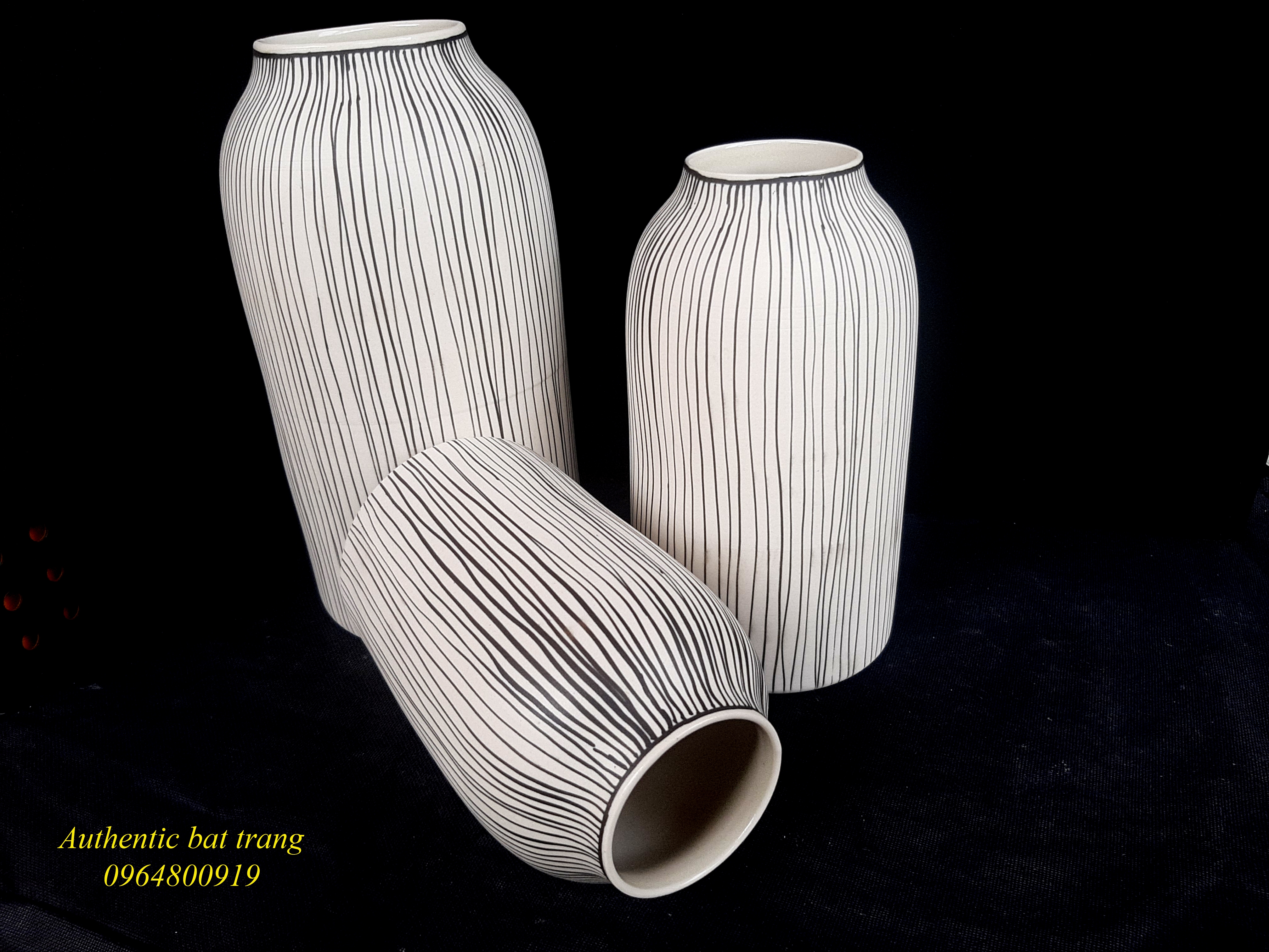 Cylinder vases set / Bộ bình trụ kẻ sọc, sản phẩm thủ công, sản xuất tại xưởng gốm sứ Authentic bat trang