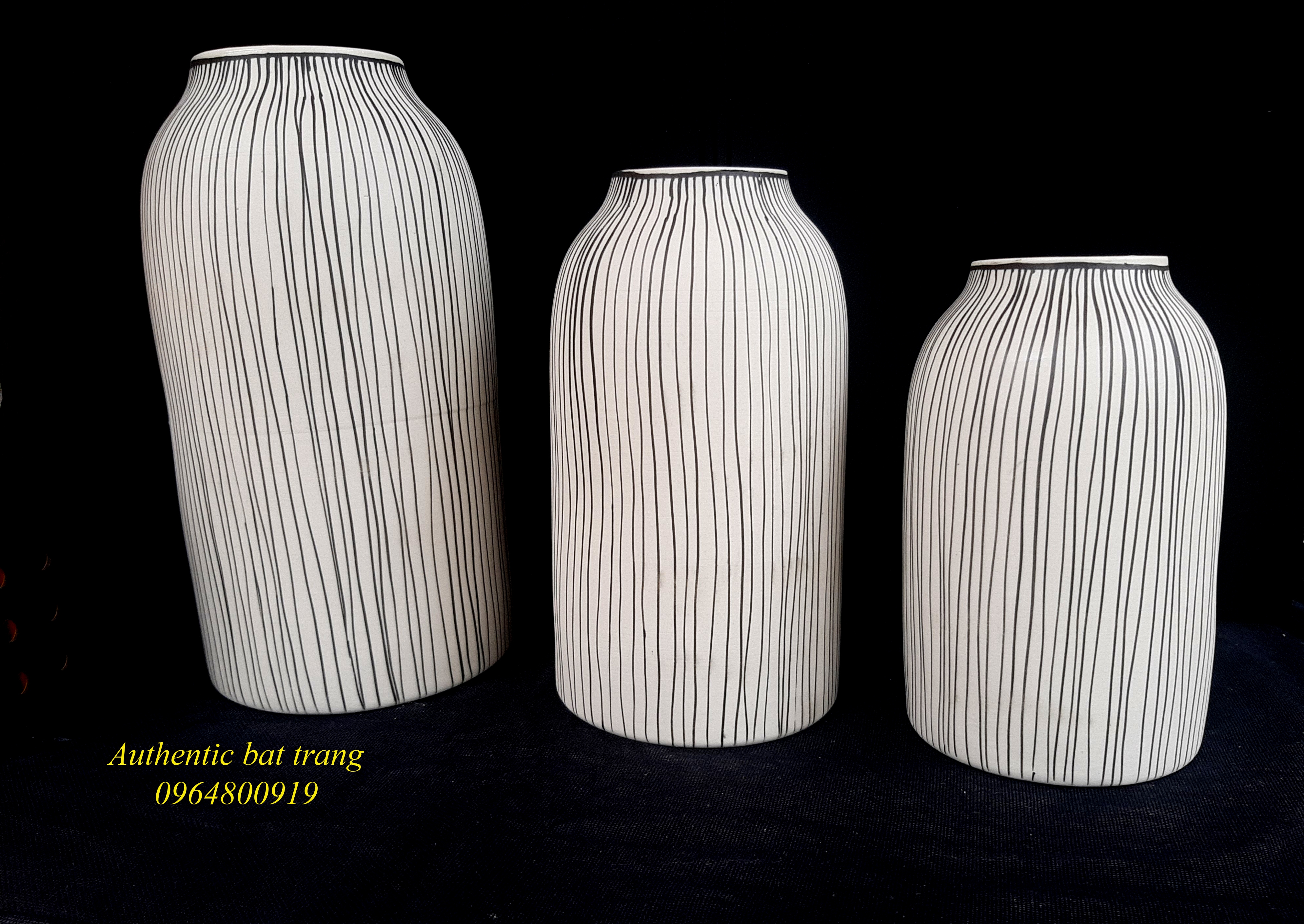 Cylinder vases set / Bộ bình trụ kẻ sọc, sản phẩm thủ công, sản xuất tại xưởng gốm sứ Authentic bat trang