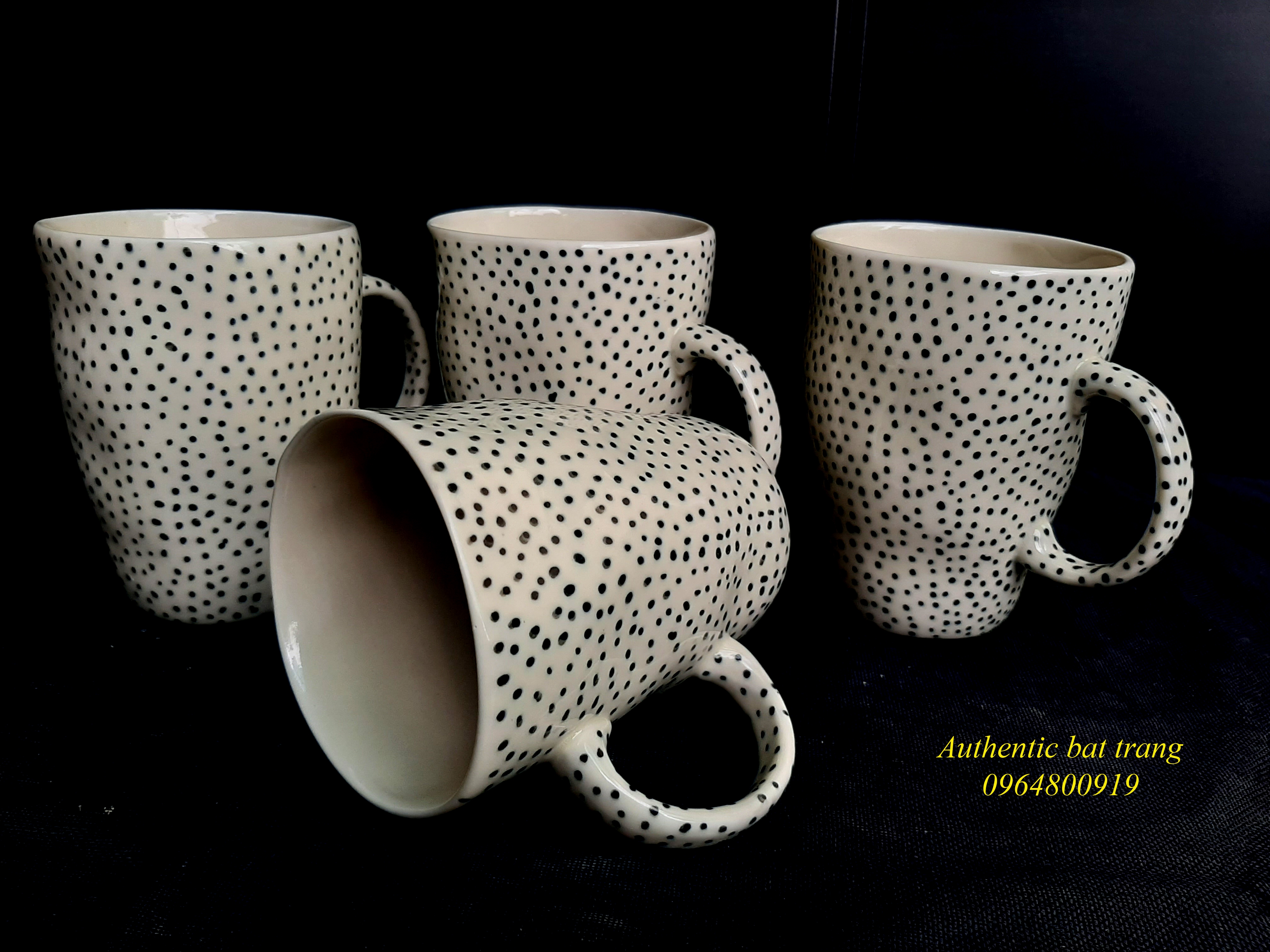 Cốc méo chấm bị sản phẩm xuất âu của authentic bat trang