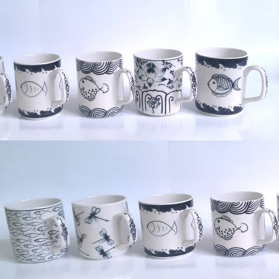 TEA FILTER cup, Tea mug with lid, BEAUTIFUL-CONVENIENT - 100% handmade hand-painted products - Authentic Bat Trang Ceramics Workshop