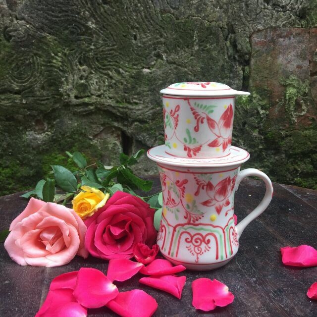 HOT - COFFEE FILTER SET WITH HAND-PAINTED - AUTHENTIC BAT TRANG CERAMIC WORKSHOP