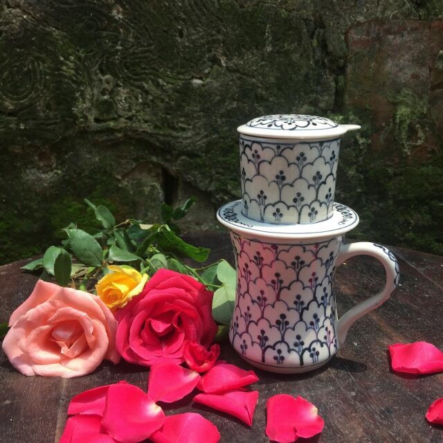 HOT - COFFEE FILTER SET WITH HAND-PAINTED - AUTHENTIC BAT TRANG CERAMIC WORKSHOP