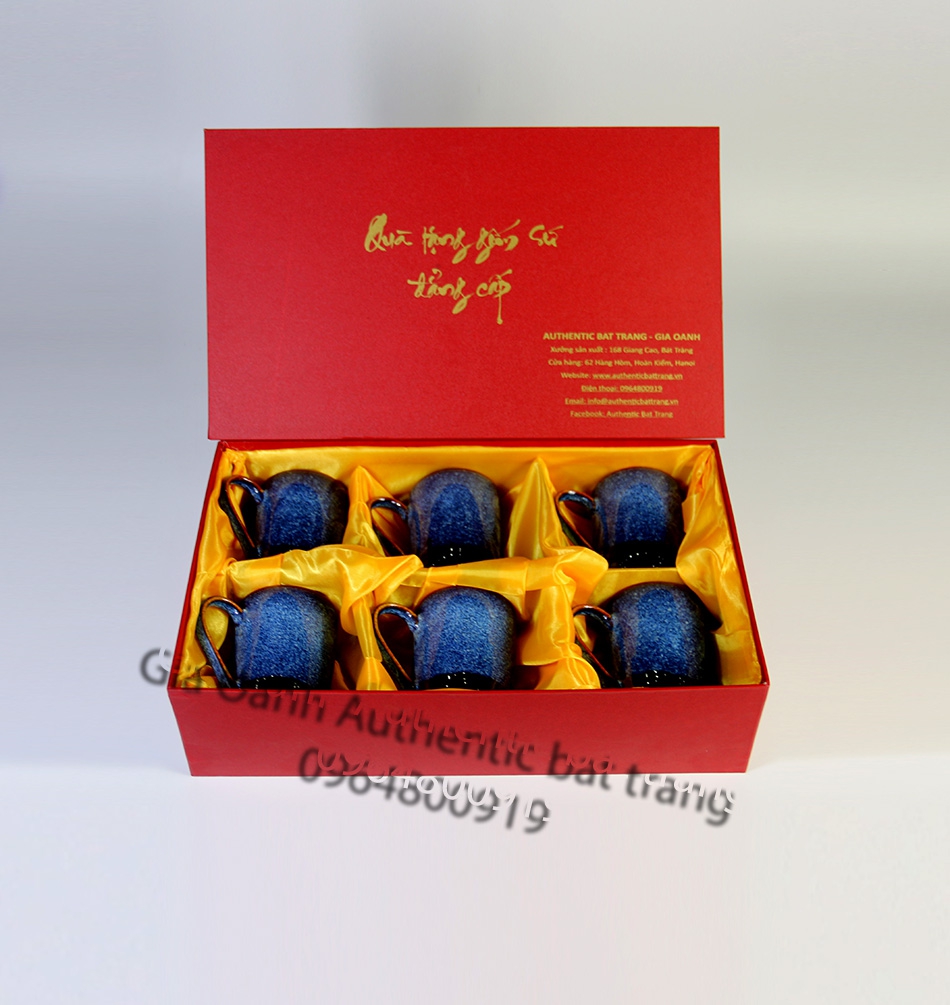 Bộ cốc uống trà men xanh hỏa biến là một bộ quà tặng tết , quà tặng gia đình rất phù hợp và ý nghĩa