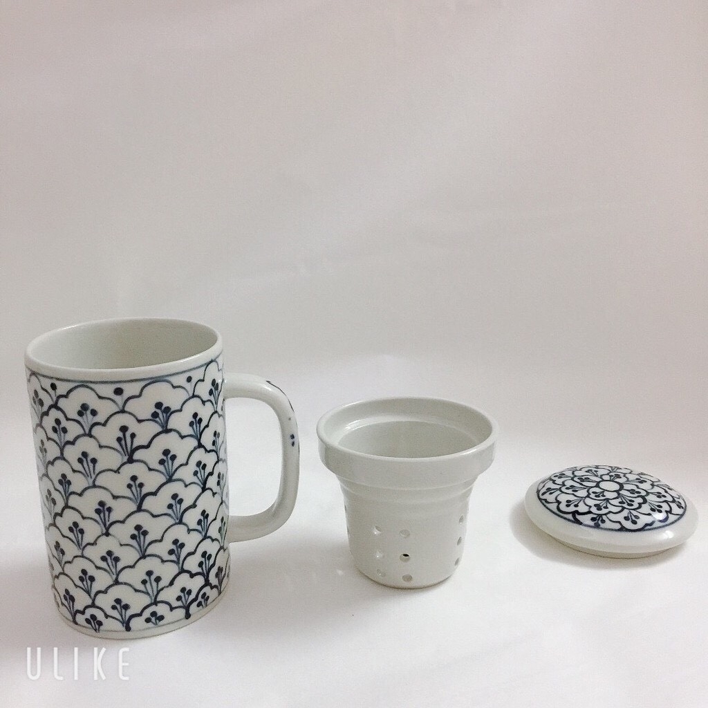 High-quality Bat Trang ceramic tea strainer cups - hand-painted product by famous Bat Trang craftsmen