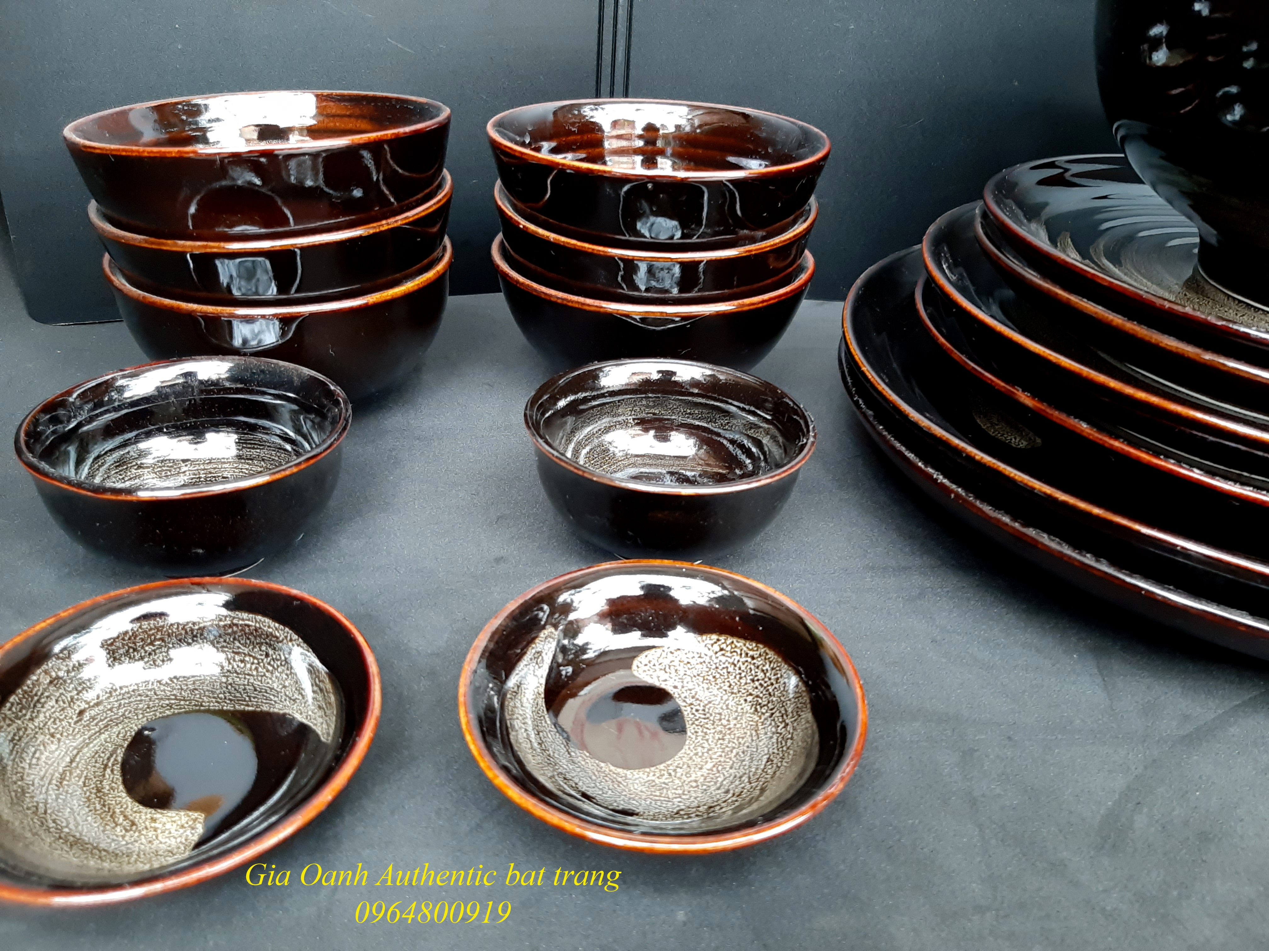 sản phẩm được sản xuất tịa xưởng gia oanh authentic bat trang